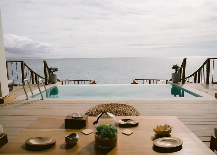 Tawila Island Resort *